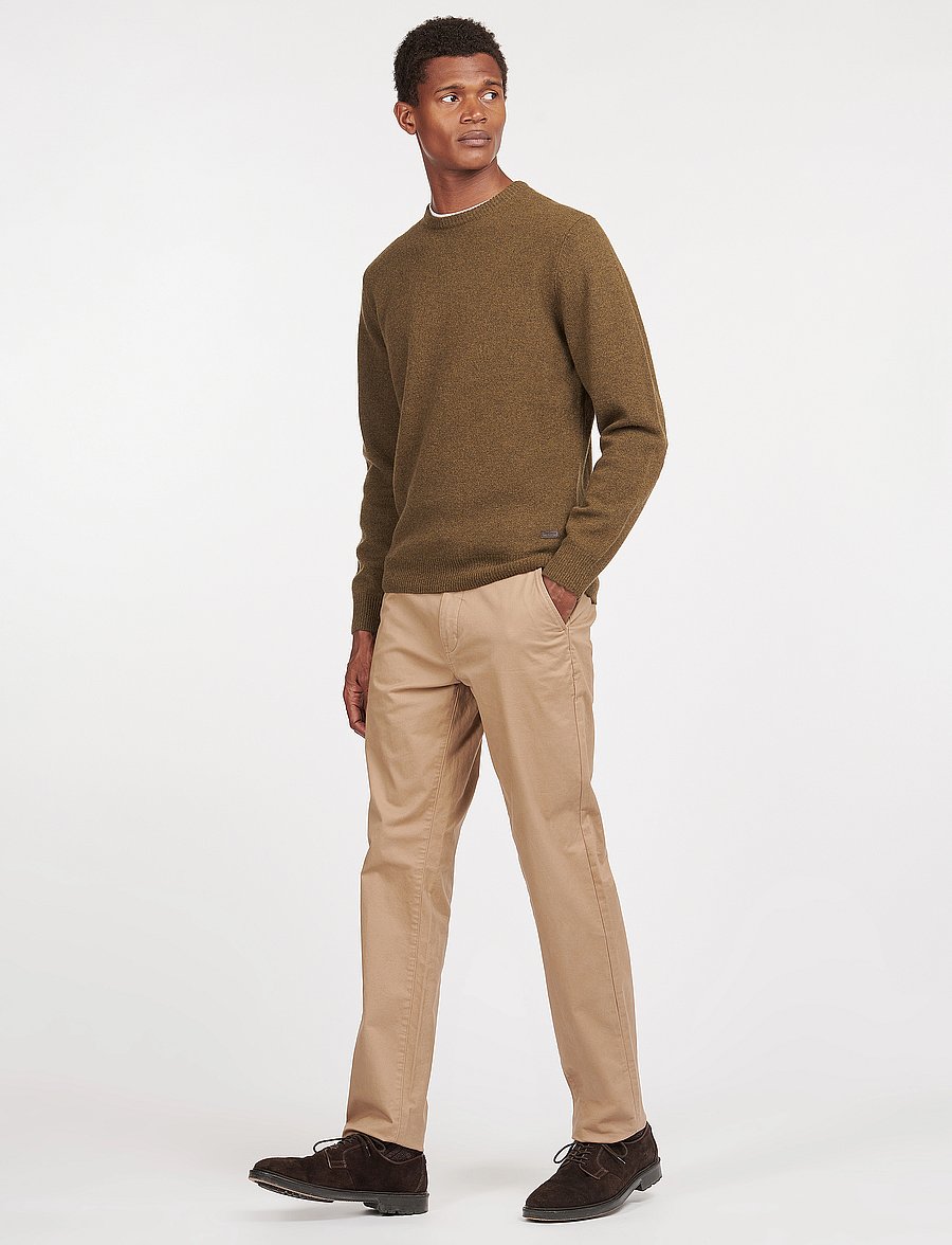 Barbour - Barbour Essential Patch Crew Neck Sweater - Ümmarguse kaelusega kudumid - willow green - 4