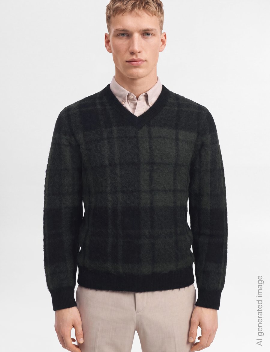 Barbour - Barbour Hunham Tartan V-Neck Knitted Jumper - v-kaelusega - black - 3
