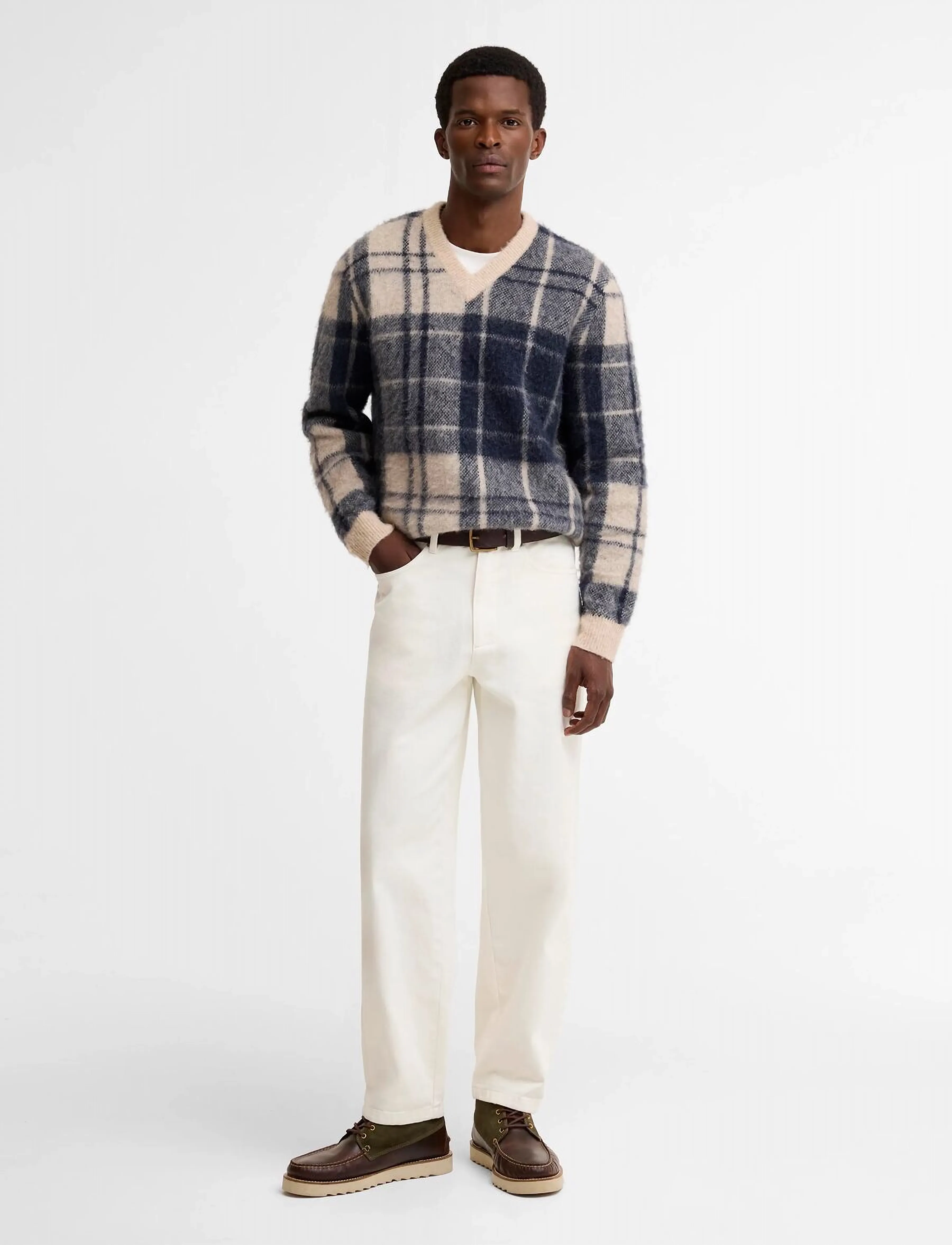 Barbour - Barbour Hunham Tartan V-Neck Knitted Jumper - v-ausschnitt - stone - 3