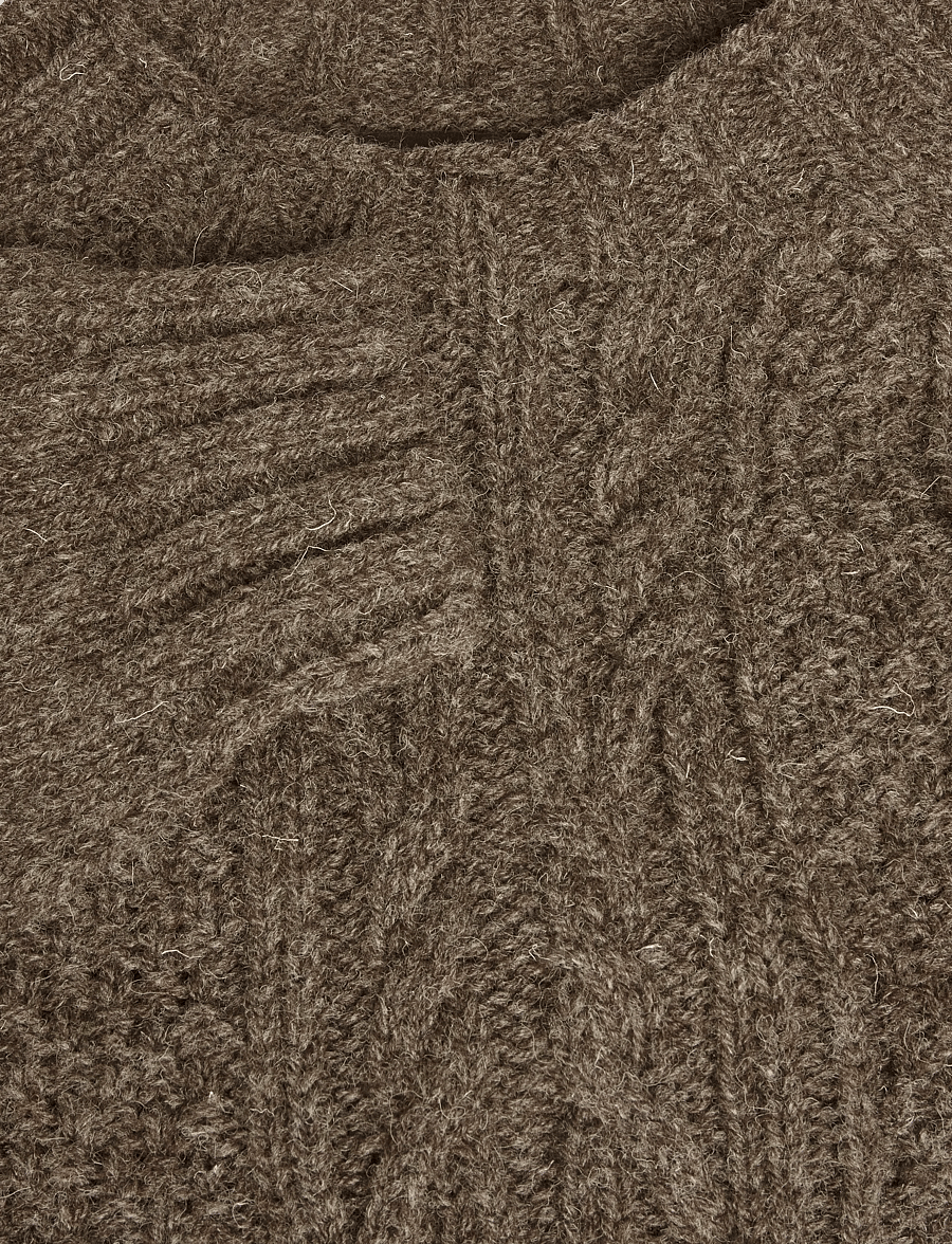 Barbour - Barbour Scottish Made Natural Yarn Cable Crew - medium brown - 2