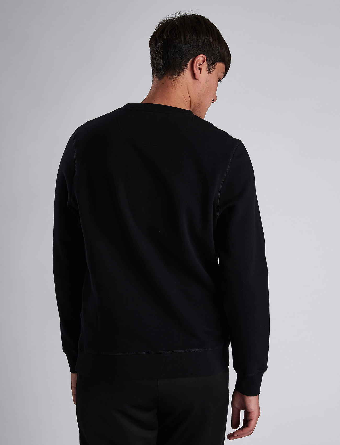 Barbour - B.Intl Large Logo Swea - hettupeysur - black - 3