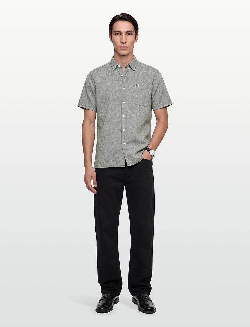 Barbour - Barbour Nelson SS Shir - podstawowe koszulki - bleached olive - 0