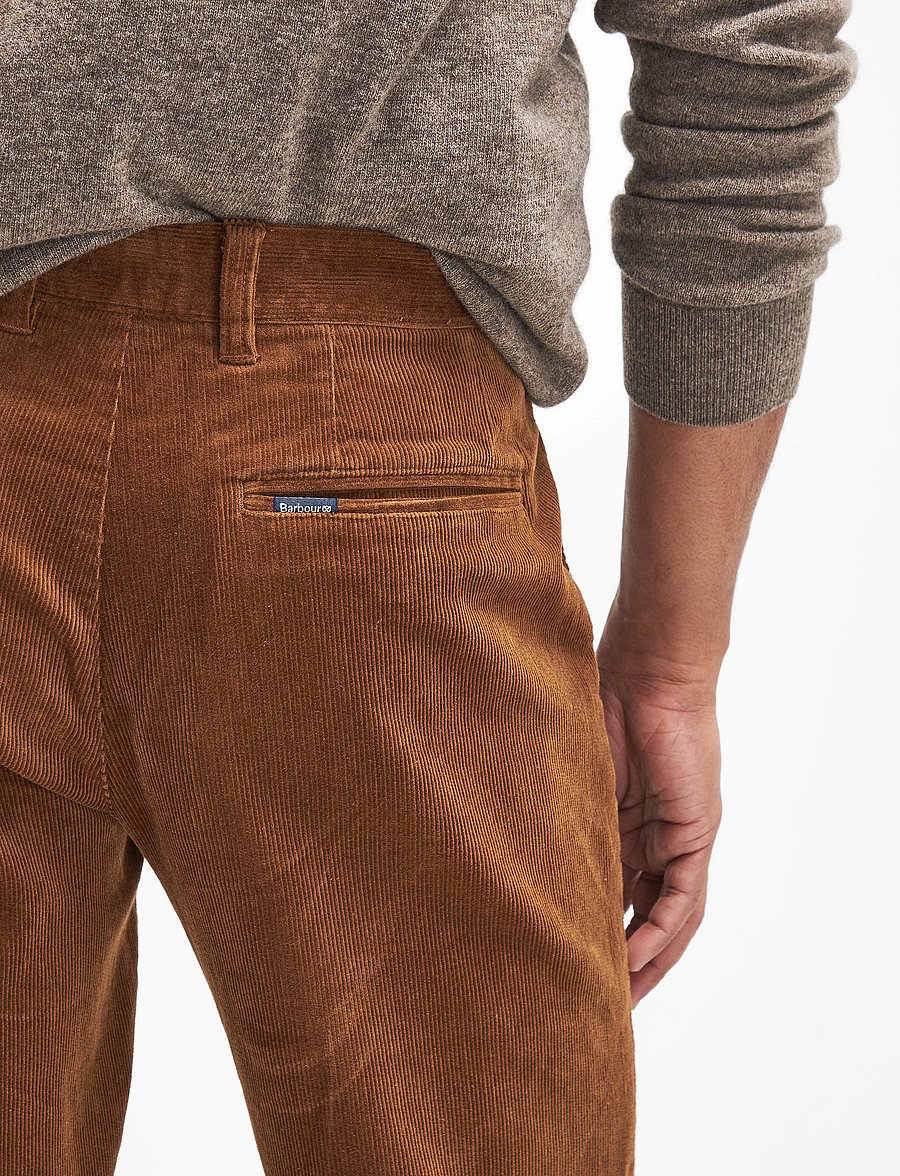 Barbour - Barbour Stretch Cord Tailored Fit Trouser - freizeithosen - dark honey - 5