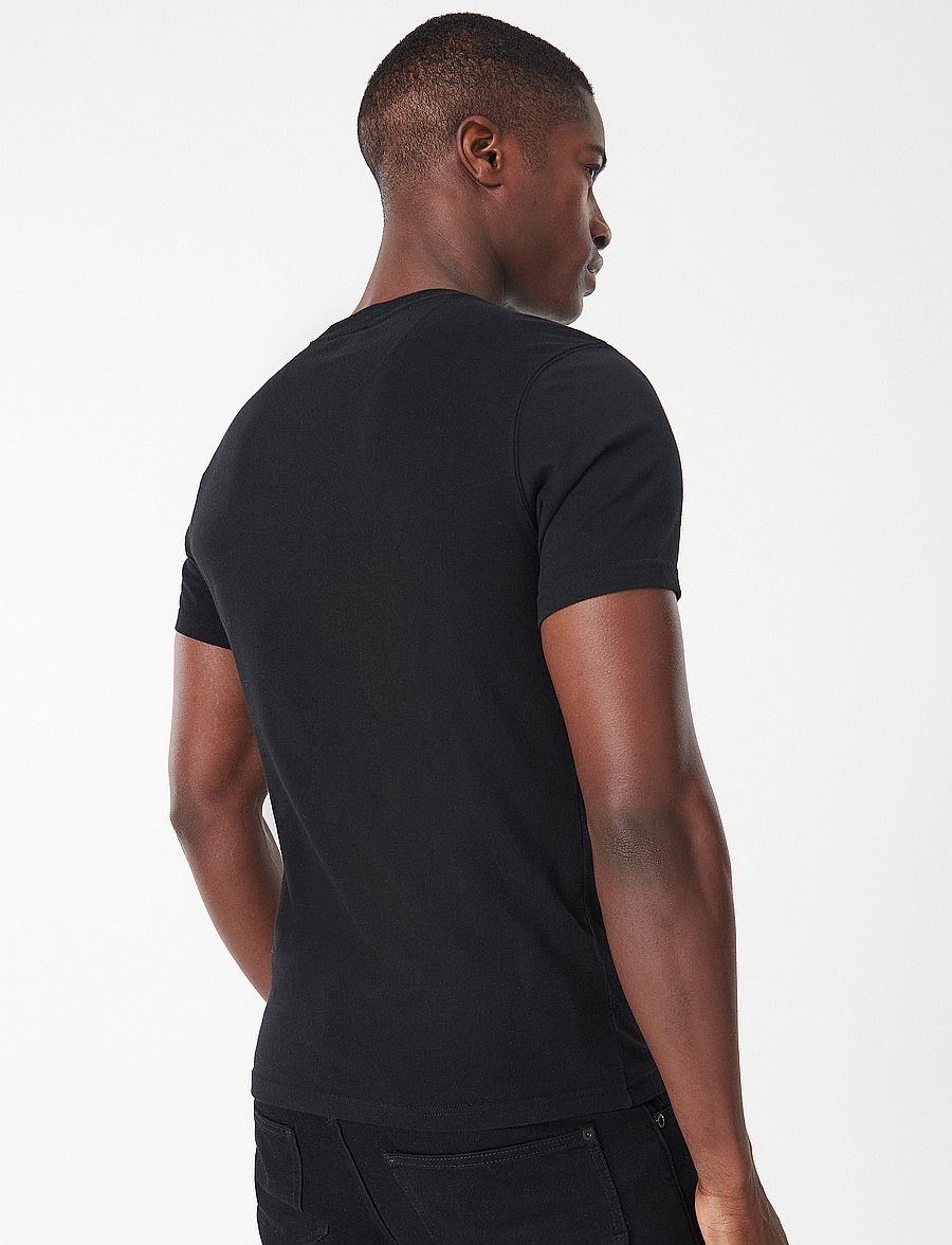 Barbour - B.Intl Small Logo T-Shirt - short-sleeved t-shirts - black - 4