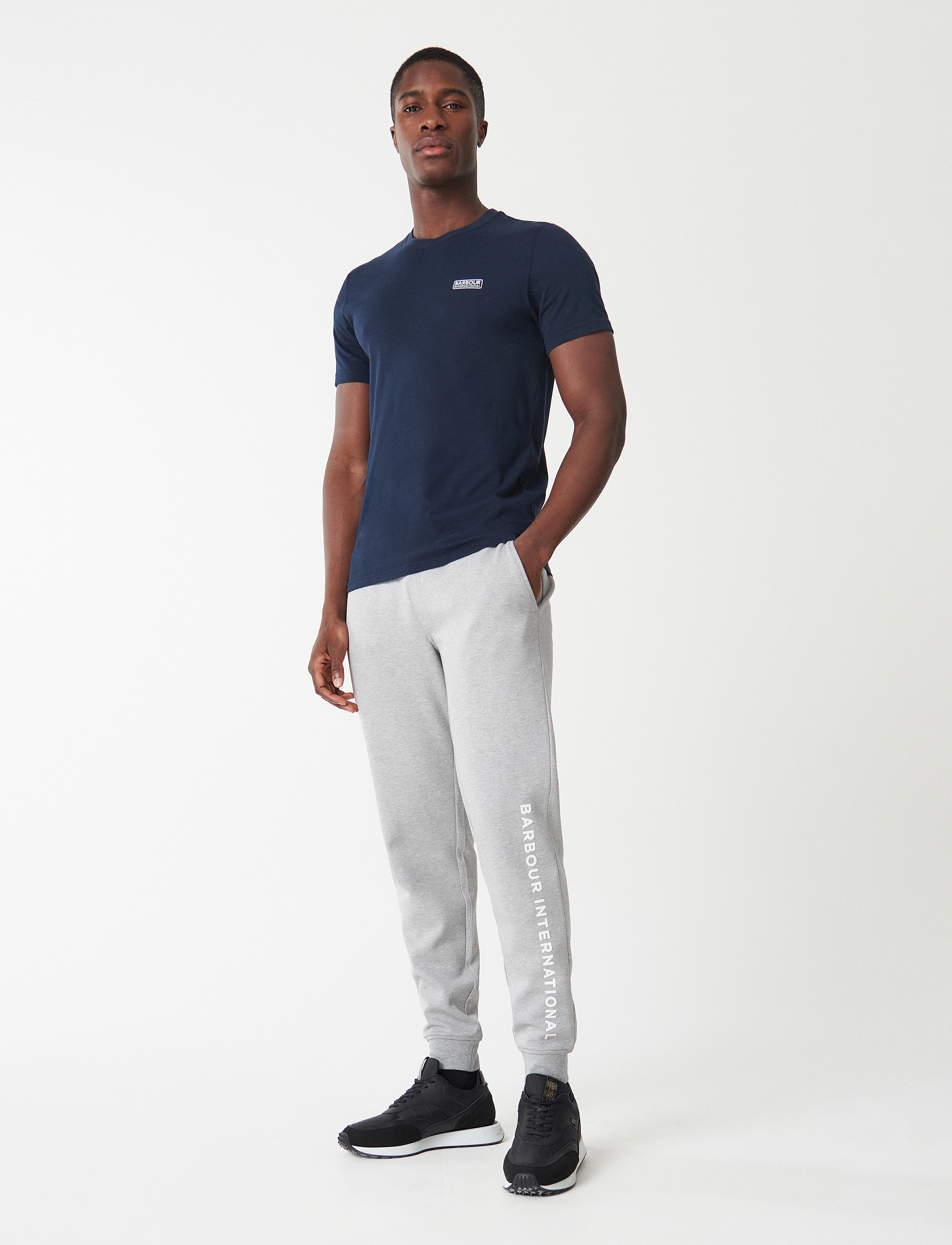 Barbour - B.Intl Small Logo Tee - kortærmede t-shirts - international navy - 3