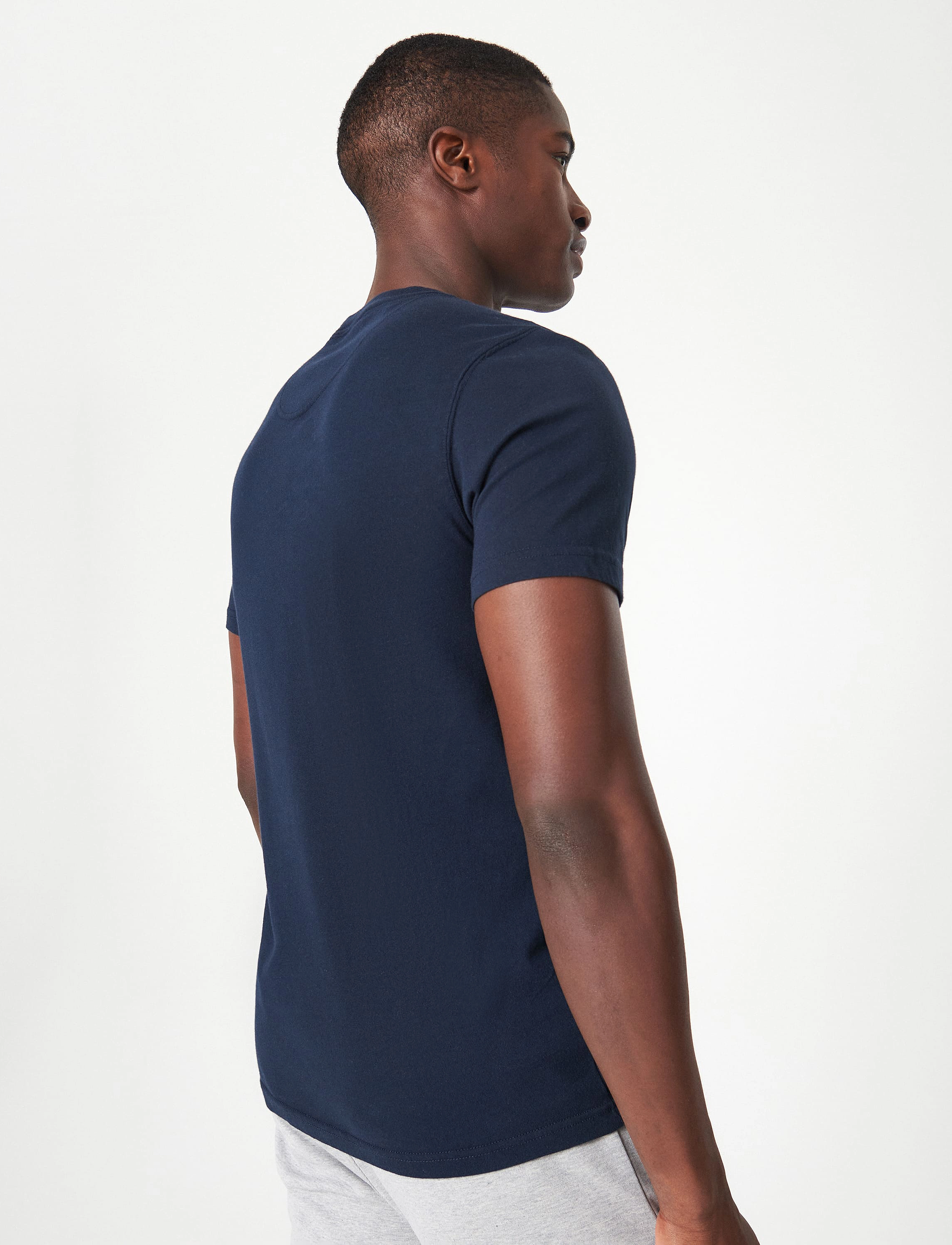 Barbour - B.Intl Small Logo T-Shirt - kortærmede t-shirts - international navy - 4