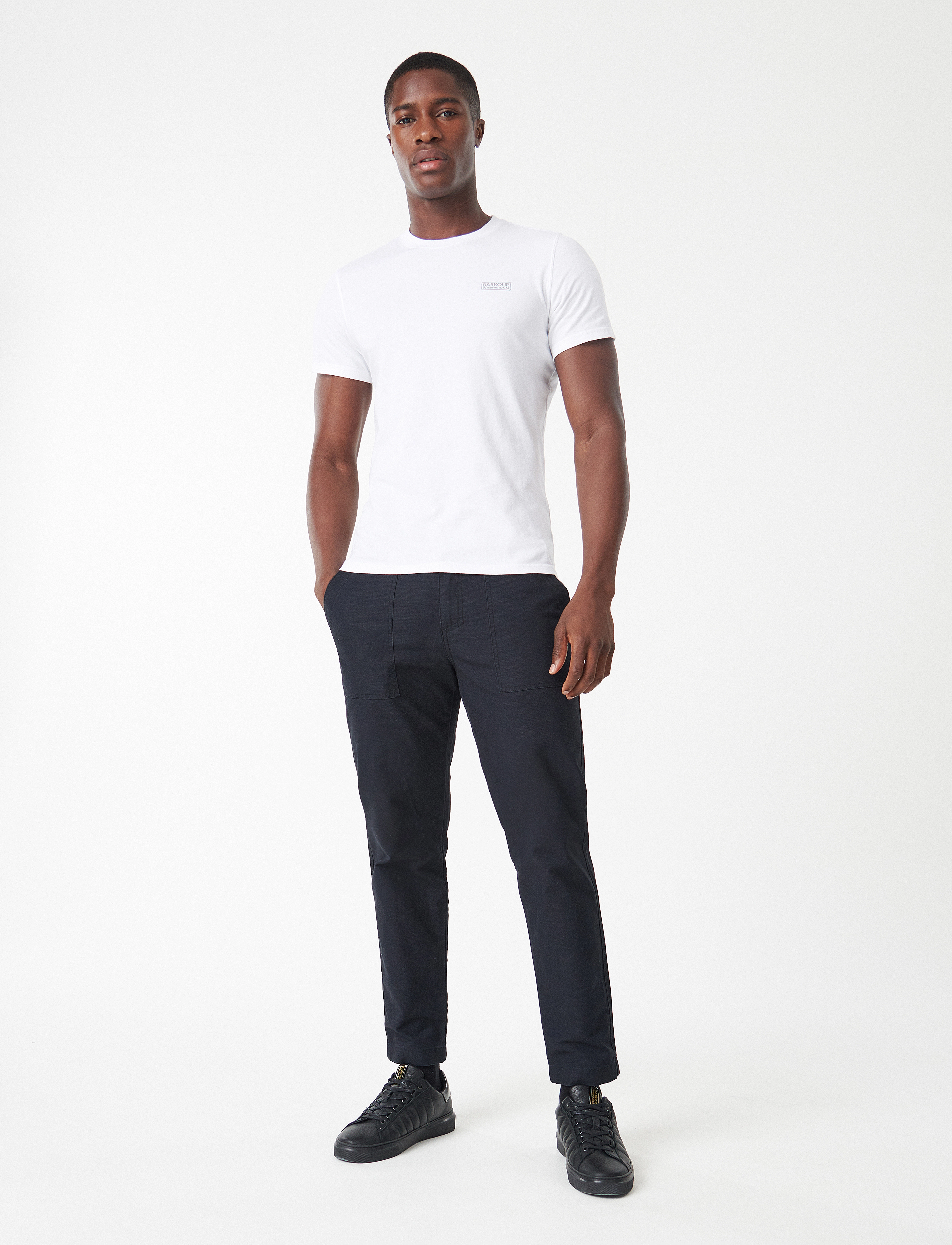 Barbour - B.Intl Small Logo T-Shirt - kurzärmelig - white/black - 3