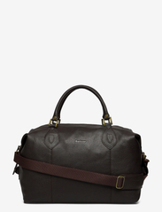 Barbour Leather Med Travel Explorer - CHOCOLATE