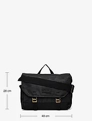 Barbour - Barbour Essentiak wax Mens Bag - kollektioner - black - 5