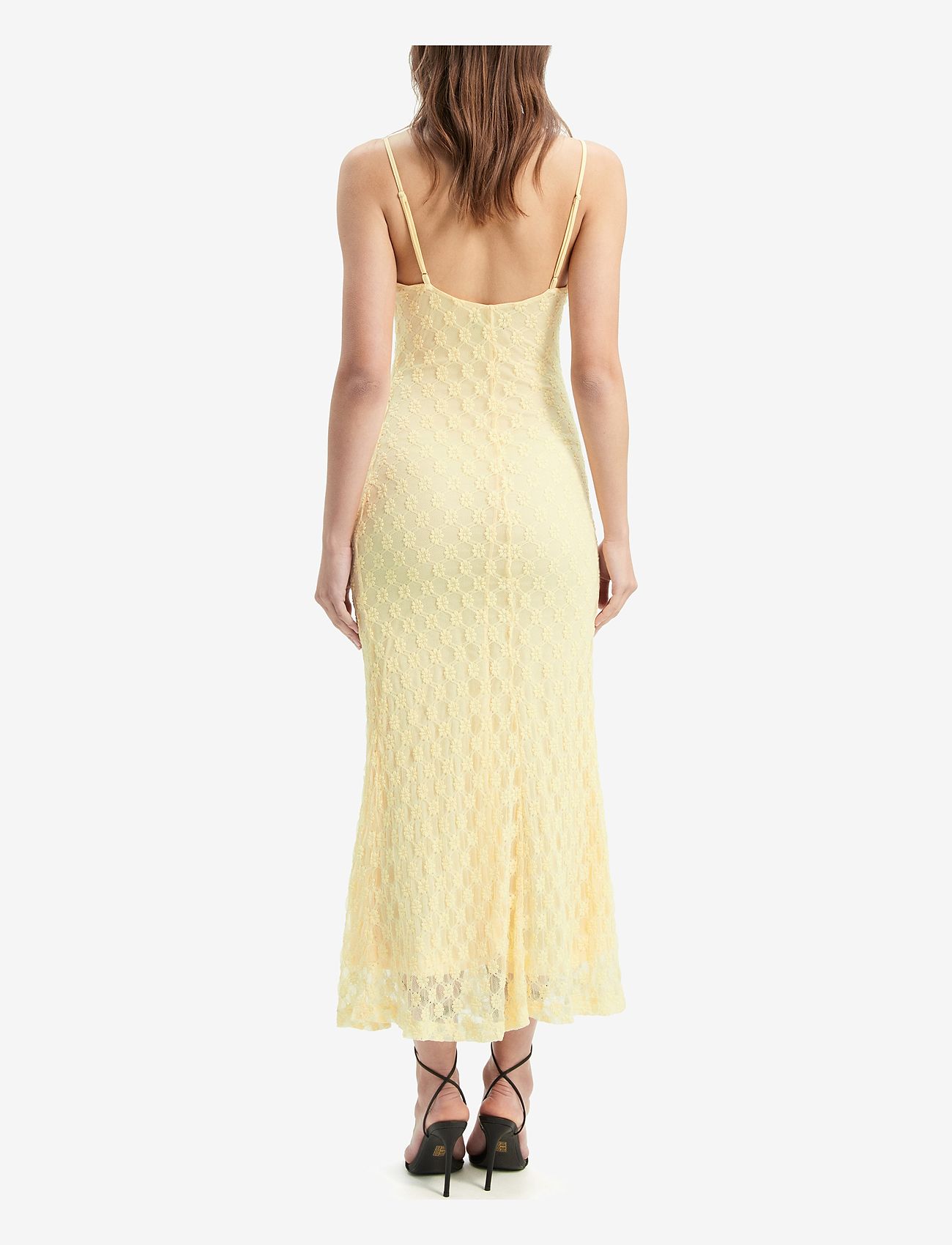 Bardot - ADONI MESH MIDI DRESS - fodralklänningar - canary yellow - 4