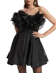 Bardot - FLEURETTE FLOWER MINI DRESS - festkläder till outletpriser - black - 7