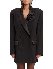 Bardot - JOELLE TUXEDO DRESS - odzież imprezowa w cenach outletowych - black - 8