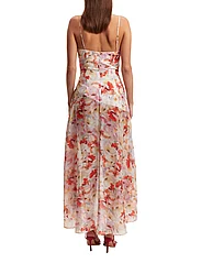Bardot - SORELLA PRINTED MIDI DRESS - odzież imprezowa w cenach outletowych - painterly floral - 3