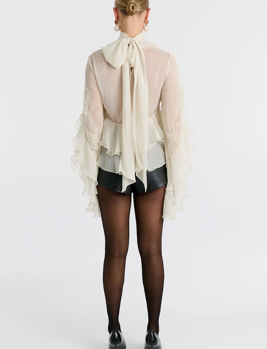 Bardot - ANYSSA RUFFLE BLOUSE - long sleeved blouses - ivory - 0