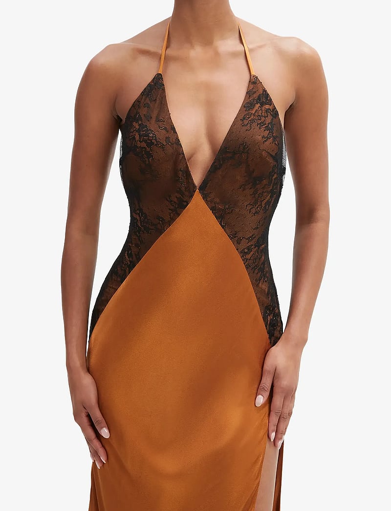 Bardot - ESTRELLA HALTER MAXI DRESS - aftonklänningar - toffee - 5