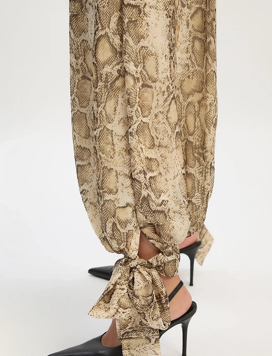 Bardot - ALIRA PRINTED BALLOON PANT - hosen mit weitem bein - snake skin - 3