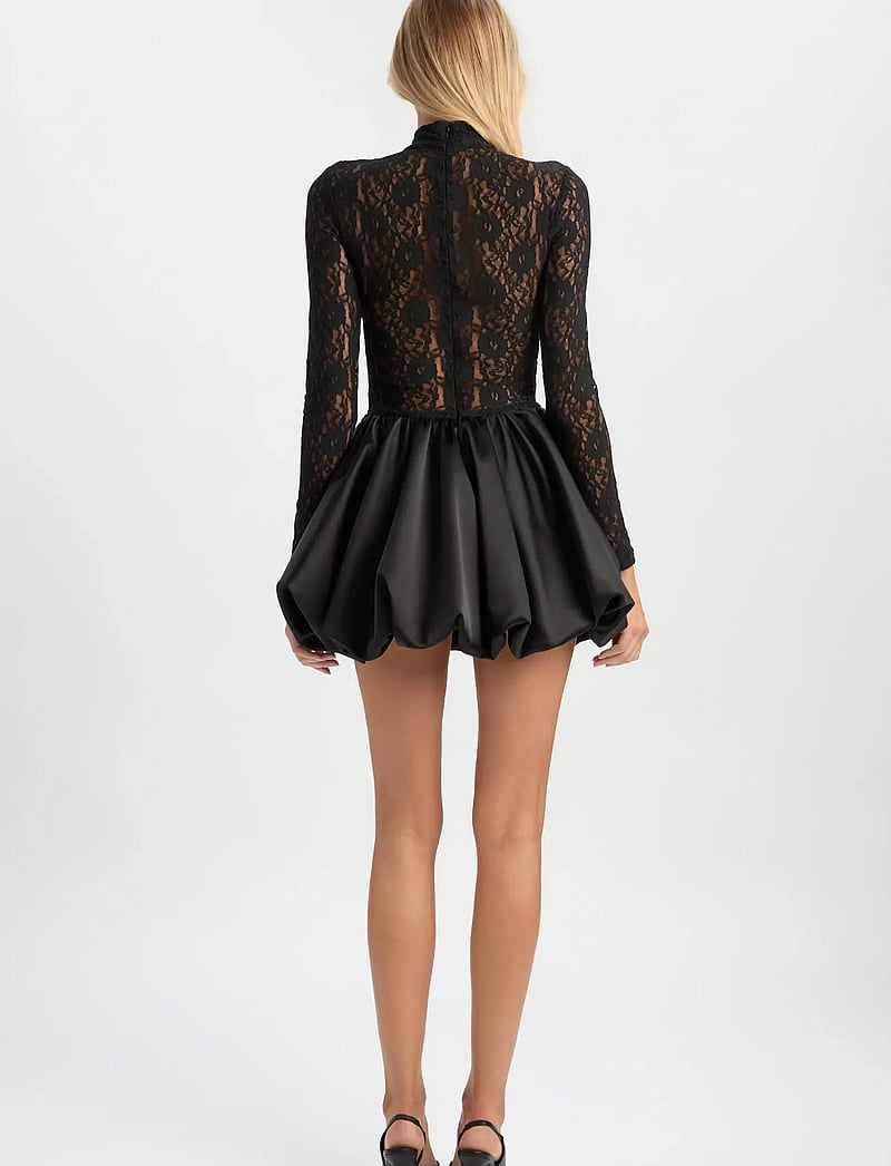 Bardot - YANA LACE SATIN MINI DRESS - blondekjoler - black - 5