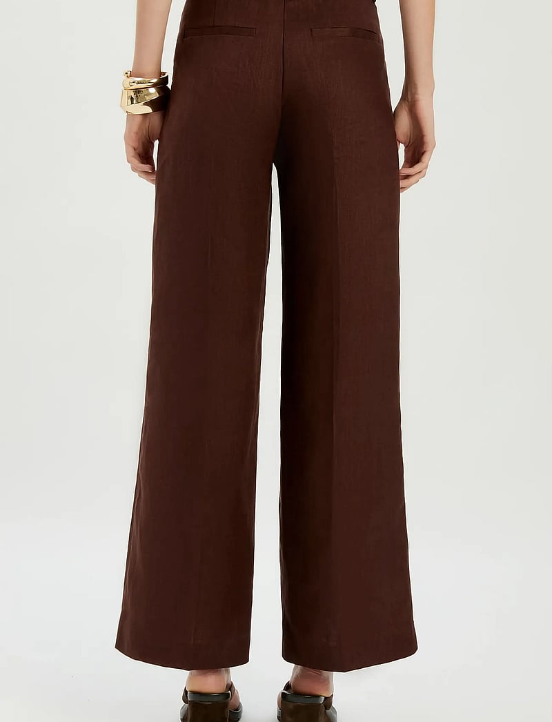 Bardot - GEORDY HIPSTER LINEN PANT - bukser med brede ben - chocolate - 4