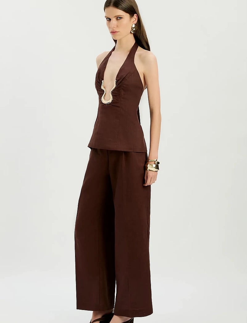 Bardot - CAVARLY LINEN HALTER TOP - erilised sündmused - chocolate - 5