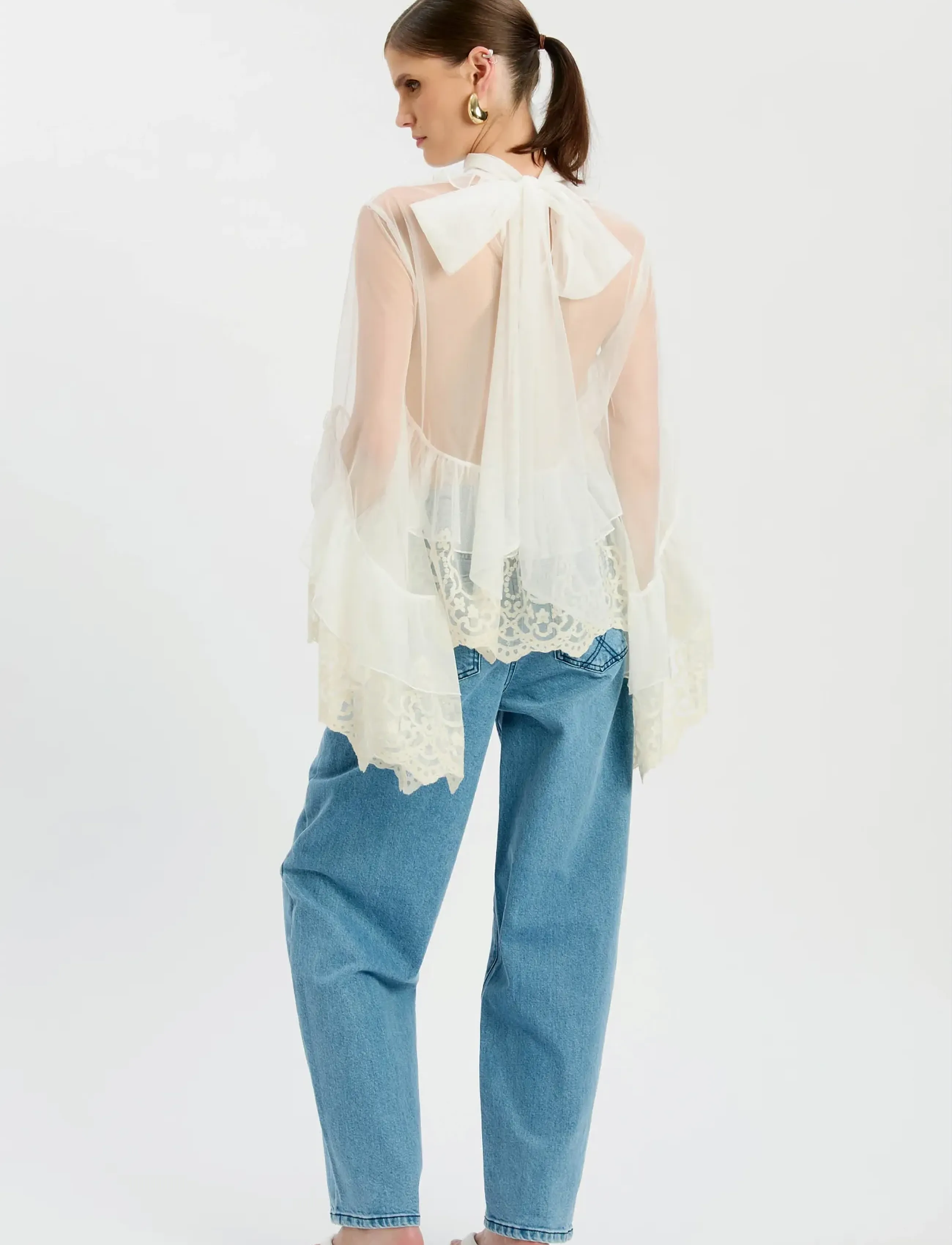 Bardot - ANYSSA LACE EDGE RUFFLE BLOUSE - langerma blússur - ivory - 4