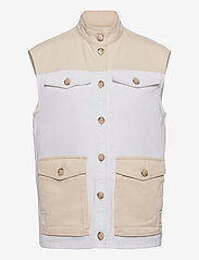 Baum und Pferdgarten - BEADU - denim gilet - denim creme patch - 0