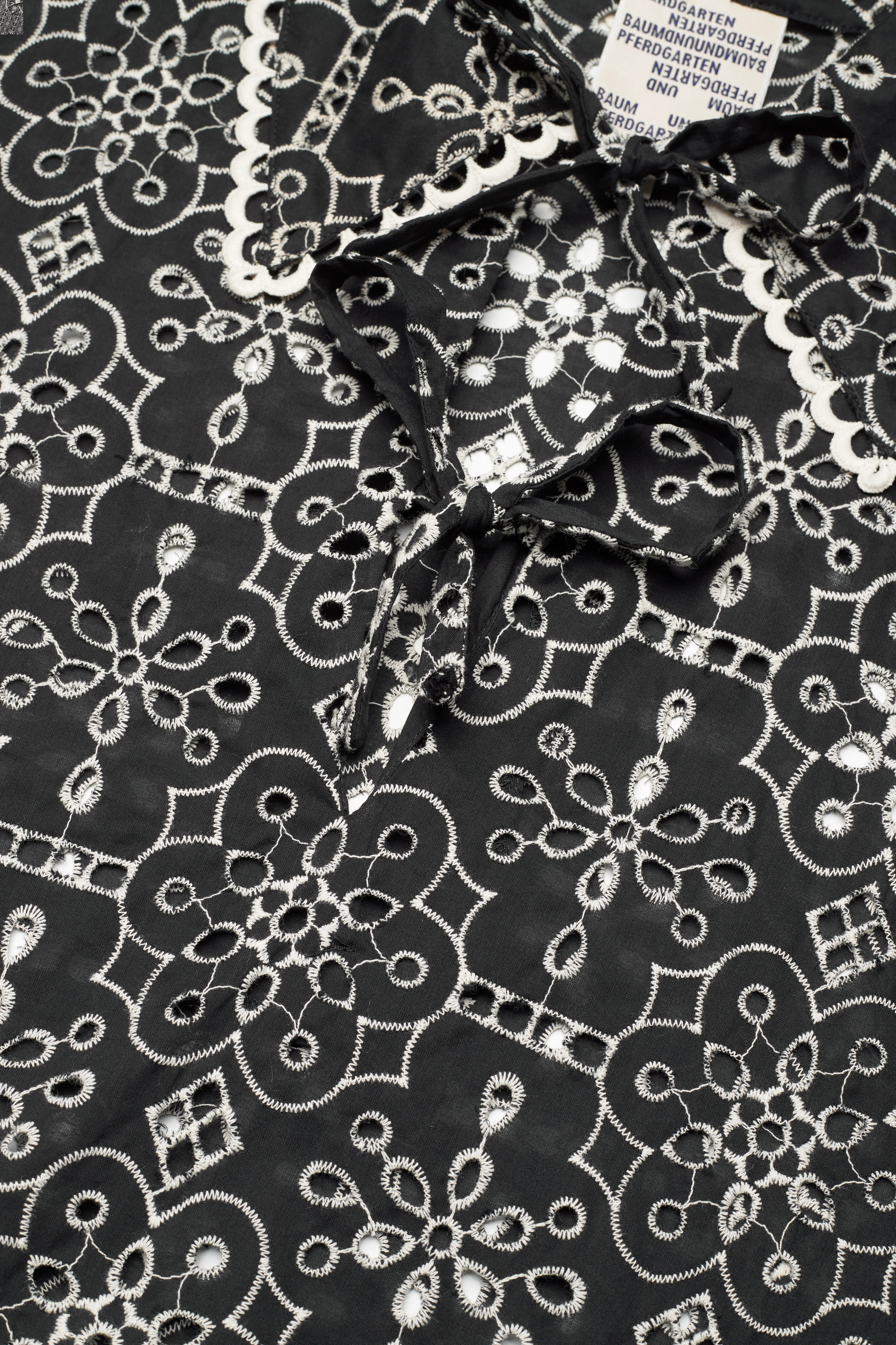 Baum und Pferdgarten - AINA - black - 4