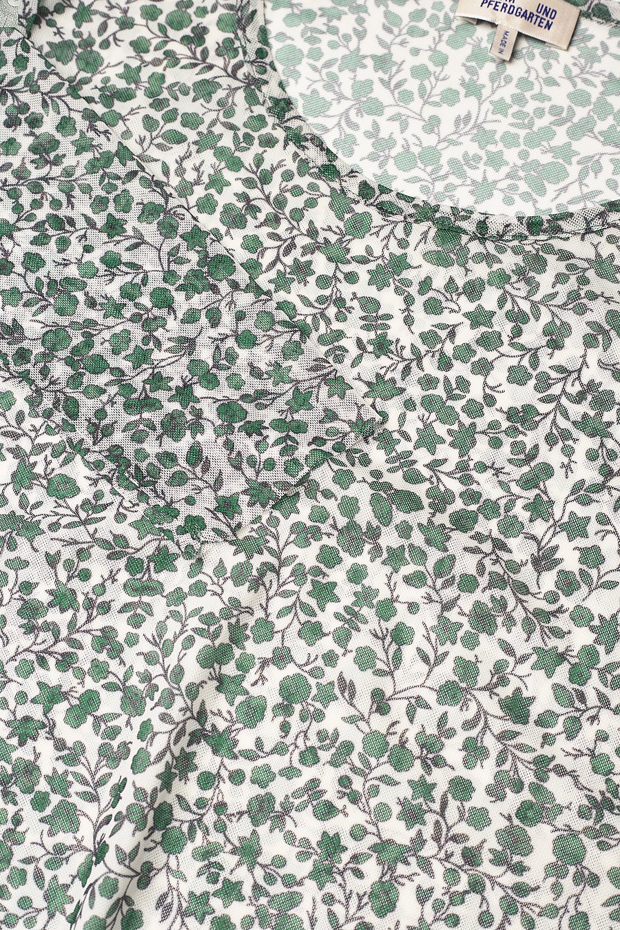 Baum und Pferdgarten - JODIANA - långärmade toppar - ink petite fleur green - 2