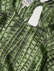 Baum und Pferdgarten - ADELINE - sukienki do kolan i midi - green reptile - 3