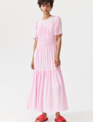 Baum und Pferdgarten - ANISSA - vakarėlių drabužiai išparduotuvių kainomis - parfait pink - 3