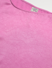 Baum und Pferdgarten - MARGEAUX - short-sleeved blouses - fuchsia pink - 4