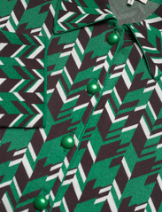 Baum und Pferdgarten - CASSANDRA - long-sleeved shirts - green geometric - 4