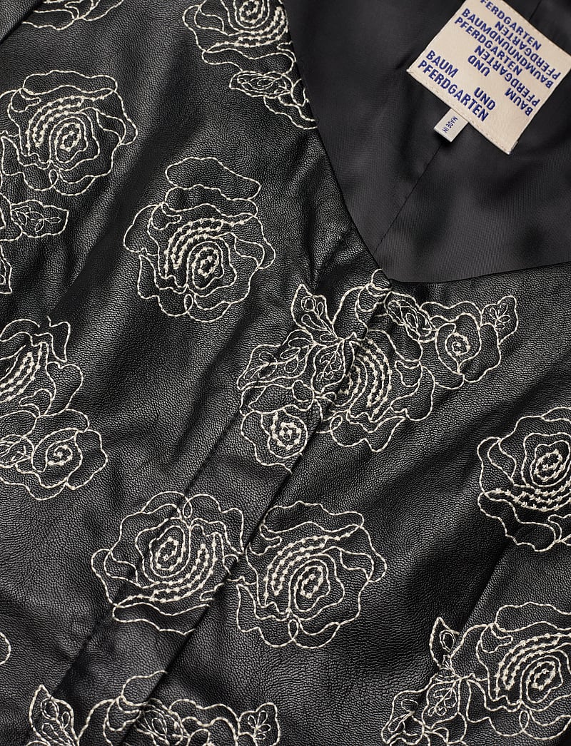 Baum und Pferdgarten - AROHI - festkjoler - black stitch flower - 4