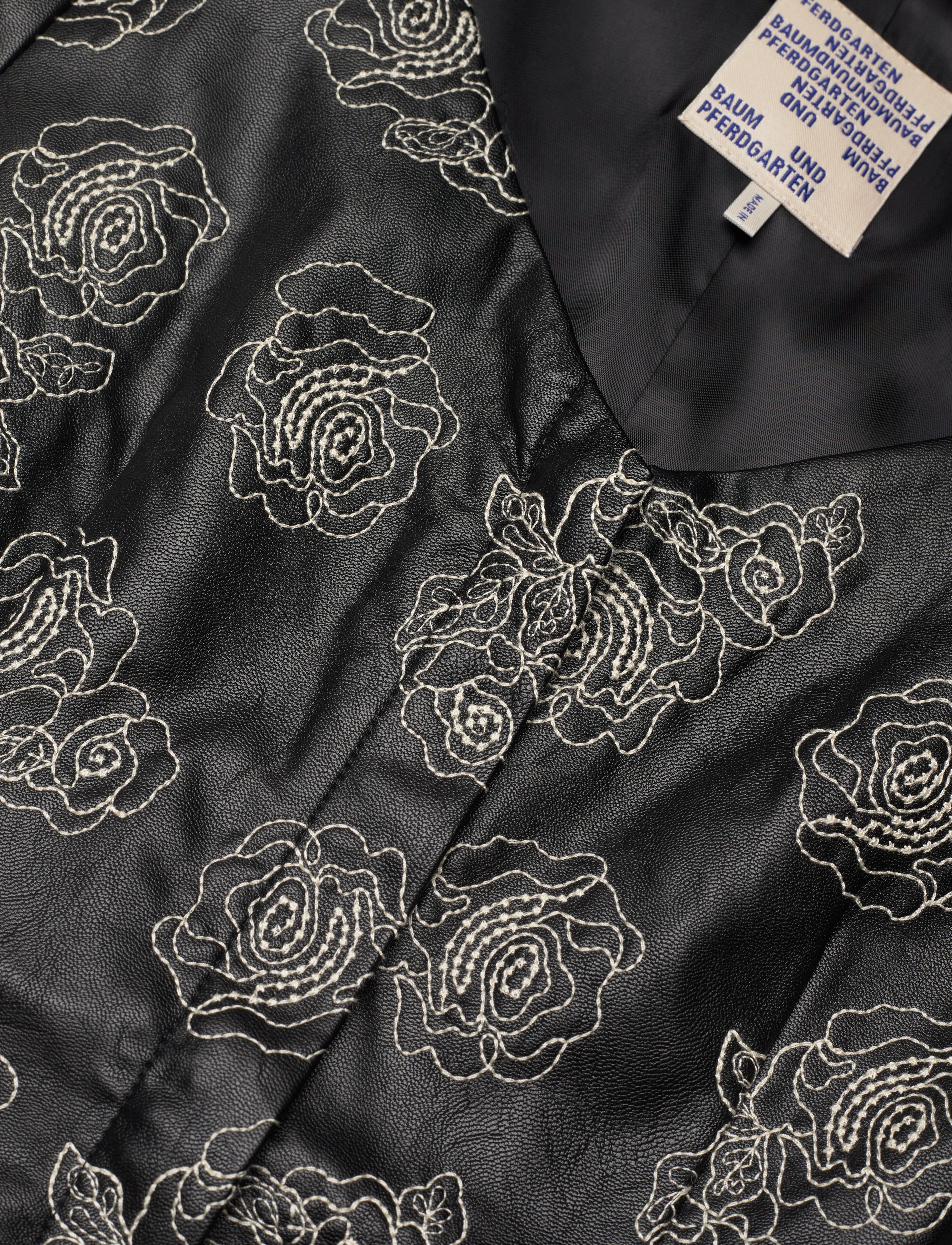 Baum und Pferdgarten - AROHI - partykleider - black stitch flower - 4