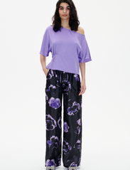 Baum und Pferdgarten - MARGEAUX - short-sleeved blouses - dahlia purple - 2