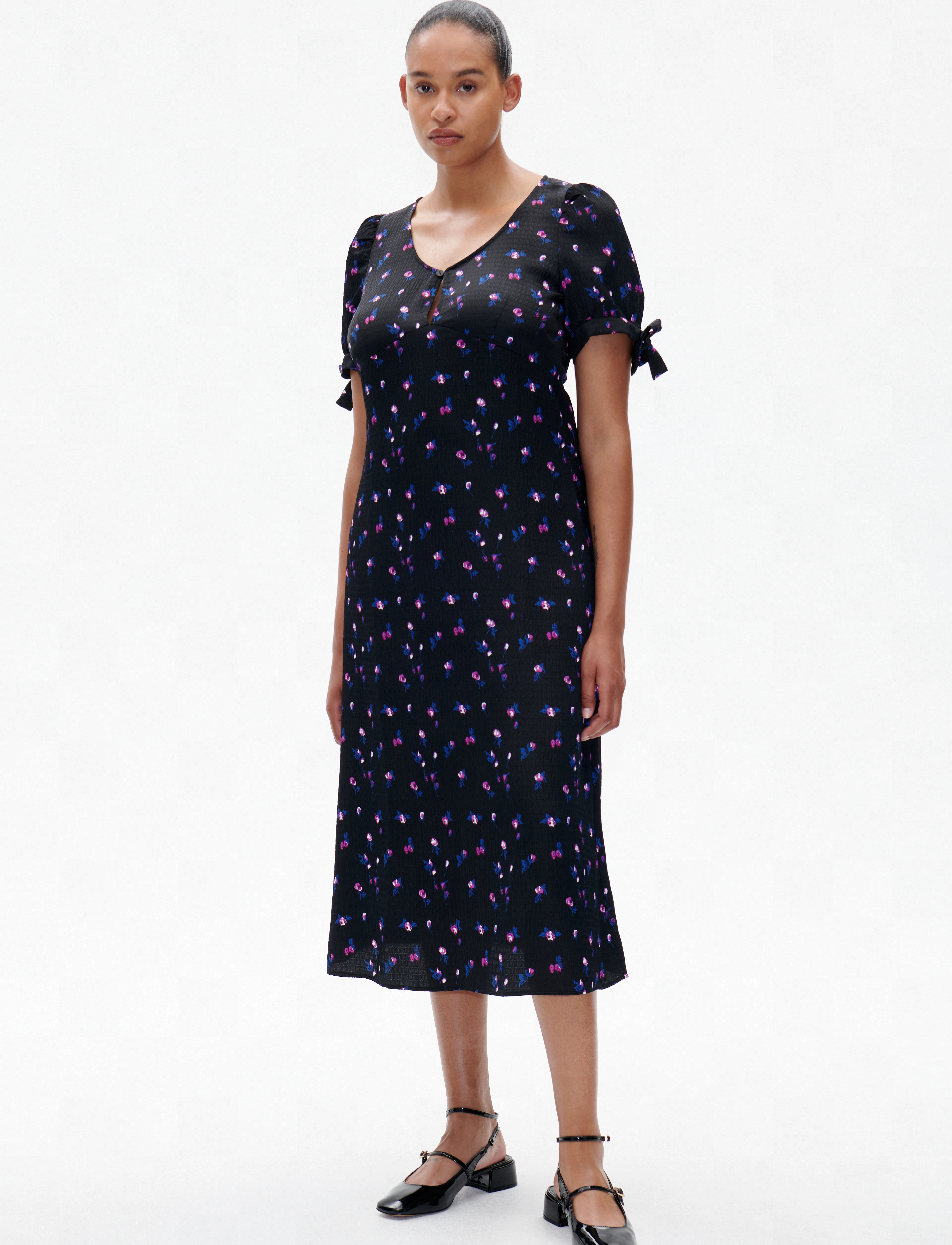 Baum und Pferdgarten ASURA - Midikleider - BLACK MINI ROSE / black