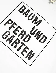 Baum und Pferdgarten - JAWO - t-shirts - bright white black logo - 4
