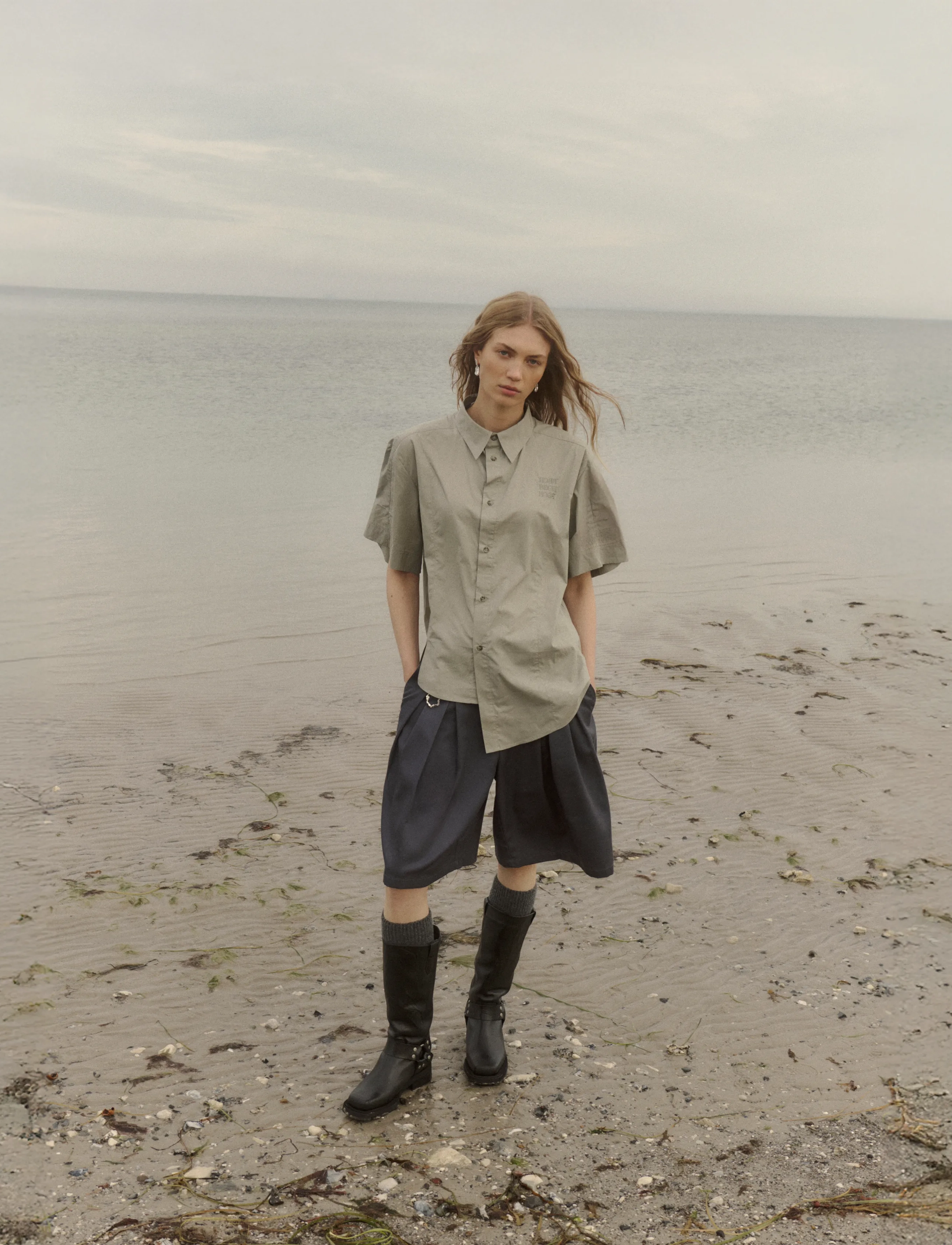 BECH BECH Pleated Shorts - BECH - EBONY / grey