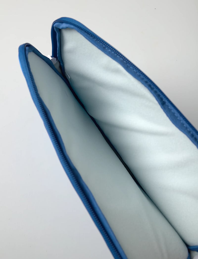 Beckmann Norway - Sleeve Small, Blue Lightning - laptop- og tabletcovers - blue - 4