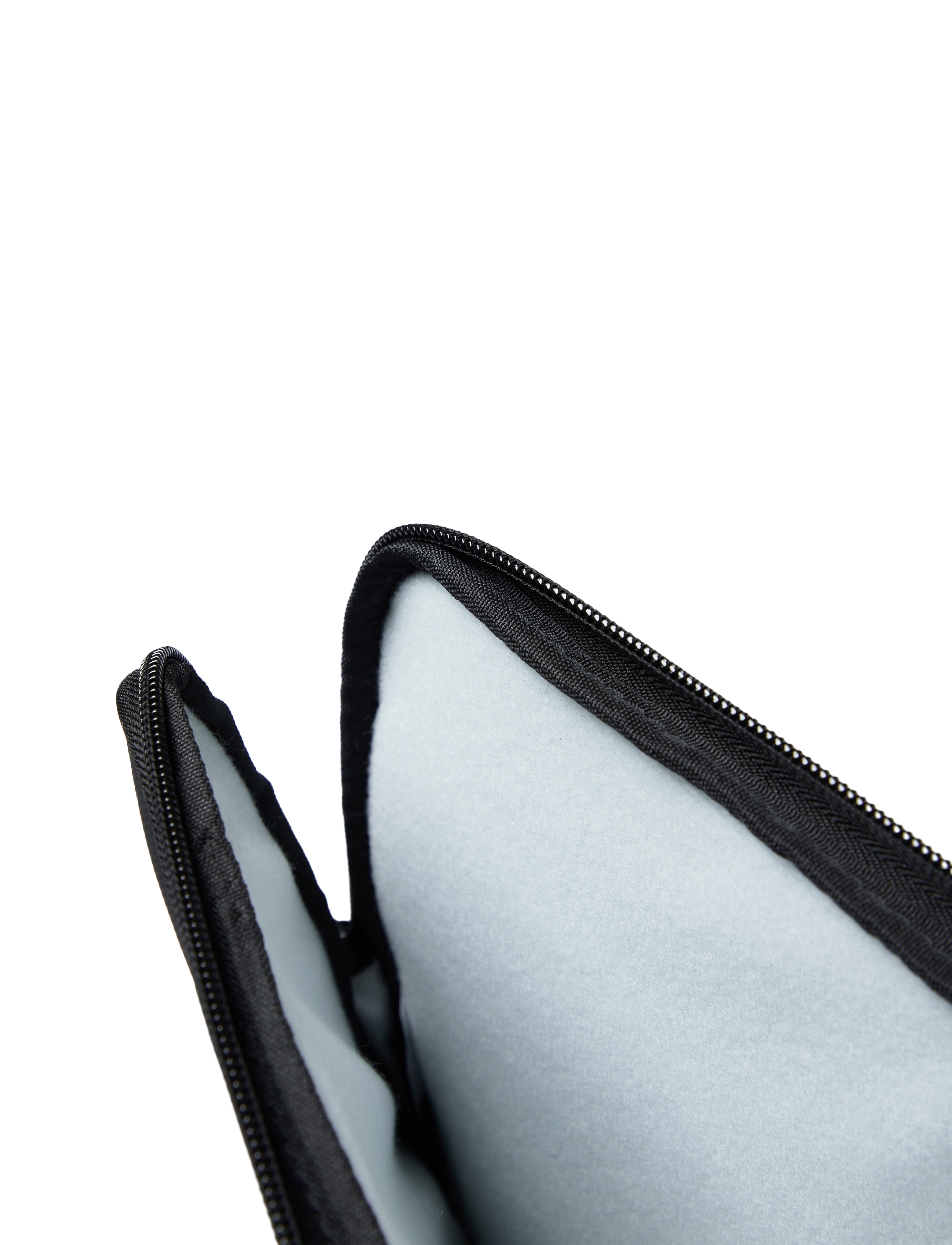 Beckmann Norway - Sleeve, Black Coated - laptop- og tabletcovers - black - 3