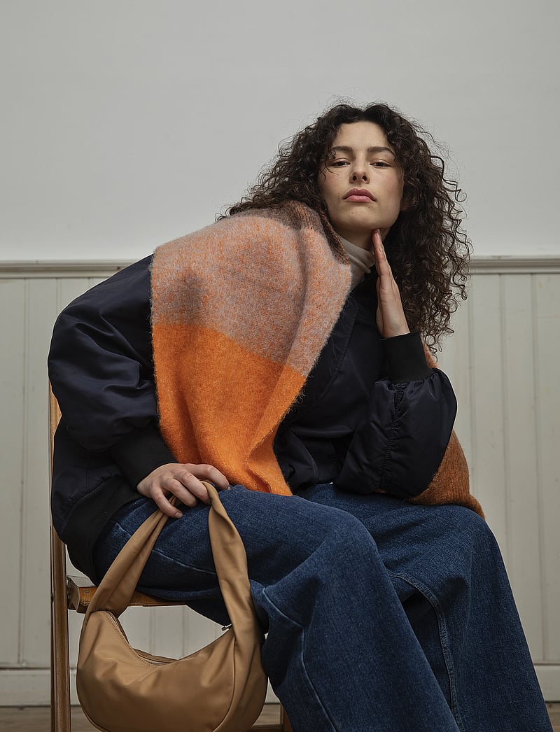 Becksöndergaard Bartletts Scarf – winter scarves – shop at Booztlet