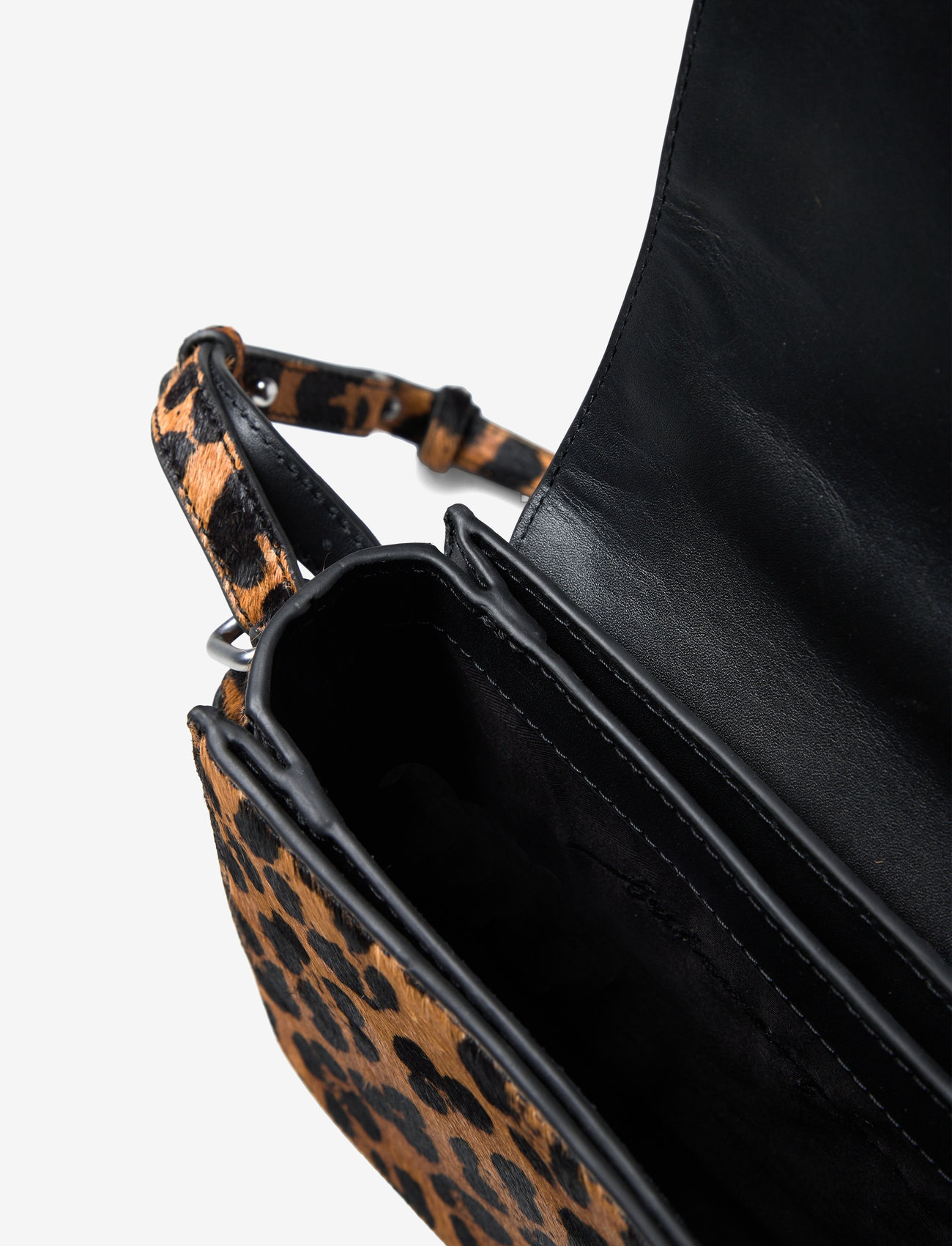 Becksöndergaard - Leopa Leather Iris Buckle Bag - aksessuaarid - black - 3