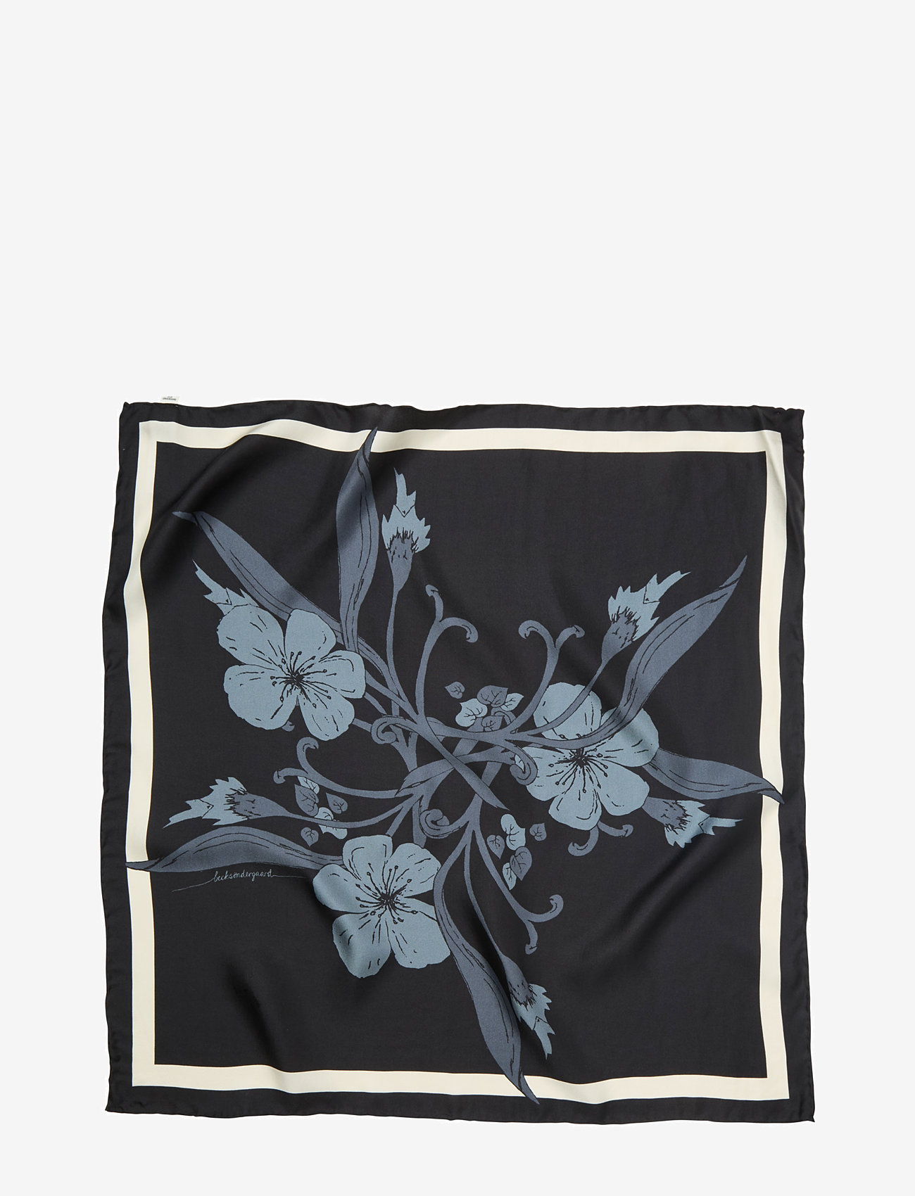 Becksöndergaard Magna Flower Sia Scarf – lightweight scarves