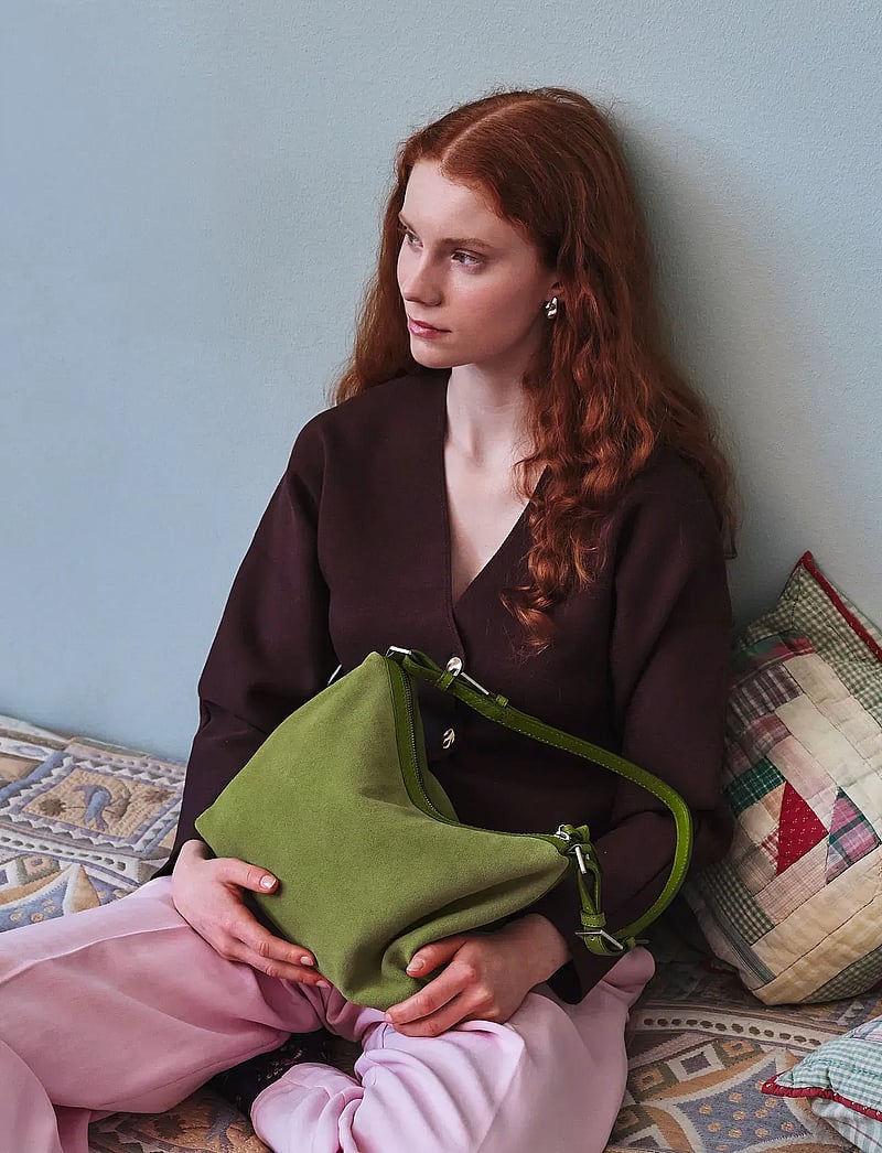 Becksöndergaard - Suede Ginni Medi Bag - motetrender - woodbine green - 0