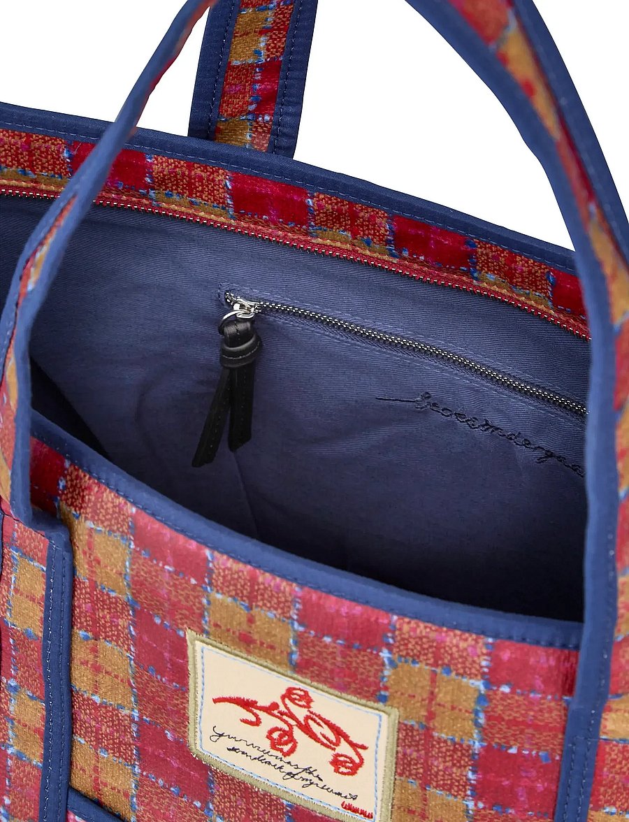 Becksöndergaard - Checky Coated Aubrey Bag - tote bags - pompeian red - 2