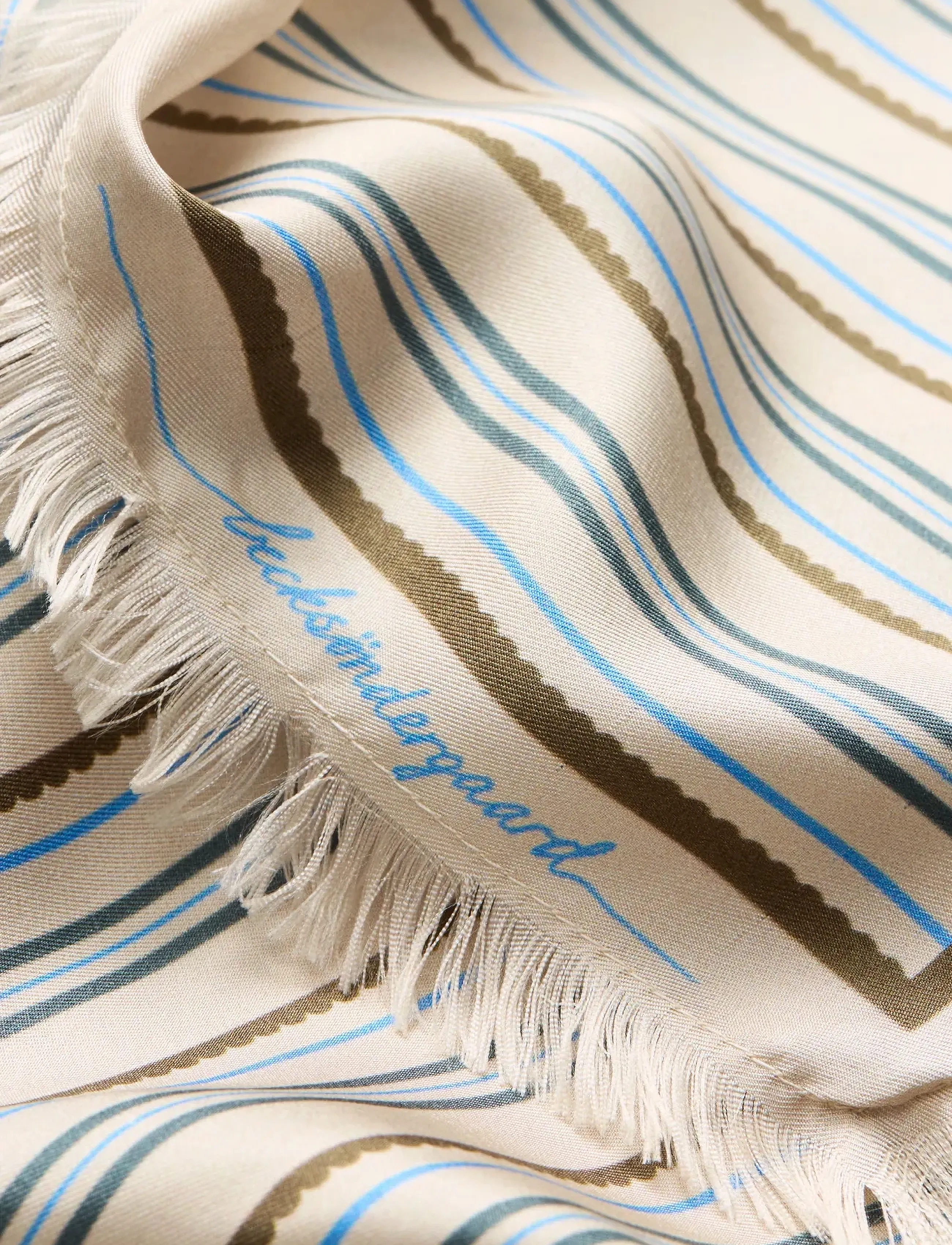 Becksöndergaard - Scallopia Striped Sia Scarf - modetrends - birch white - 3