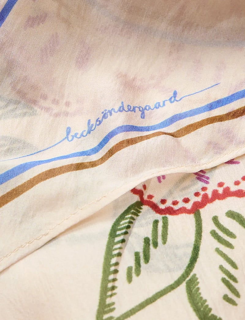 Becksöndergaard - Efloria Triangle Taby Scarf - lightweight scarves - birch white - 3