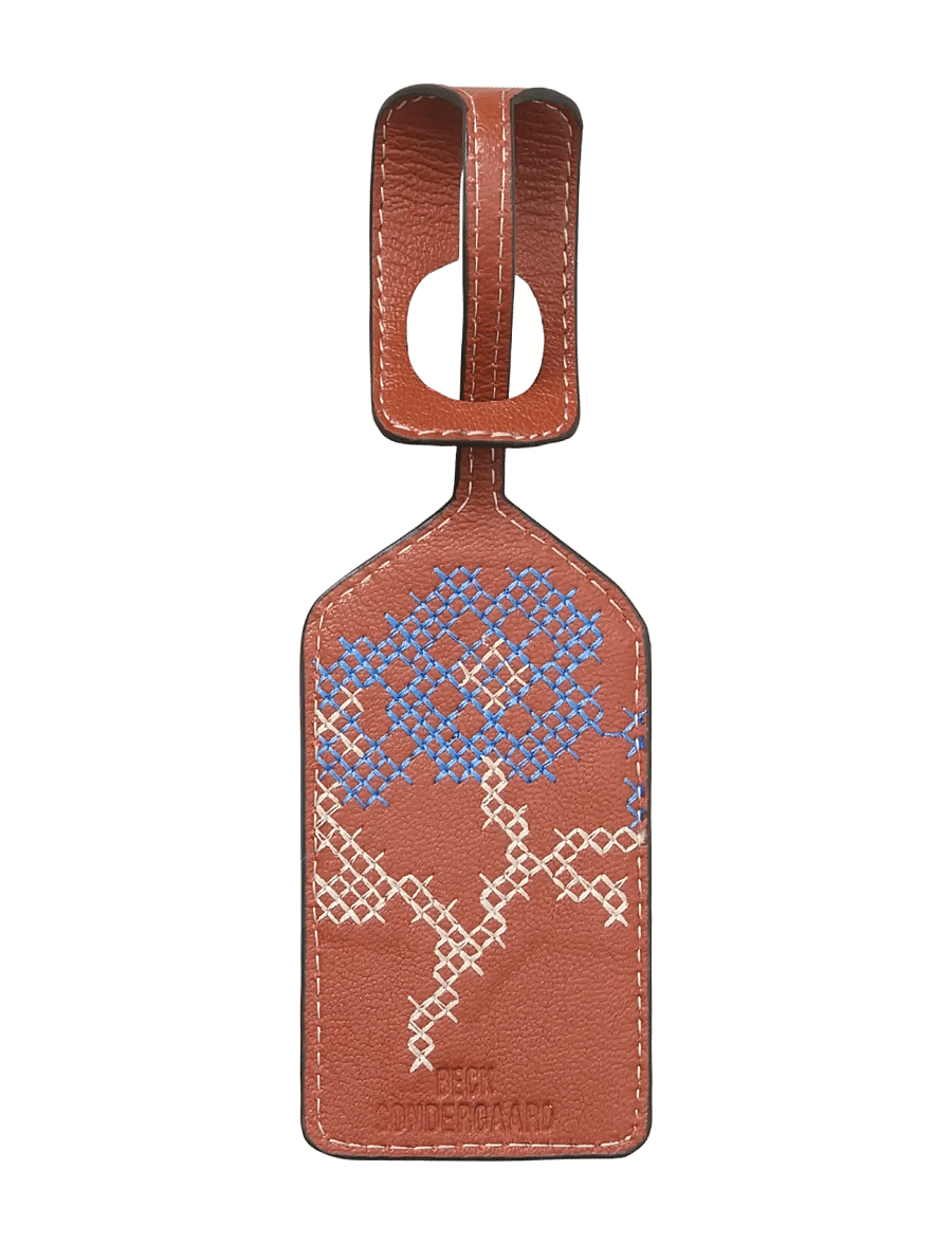 Becksöndergaard - Flotile Embroidered Bag Tag - mode trends - picante red - 1