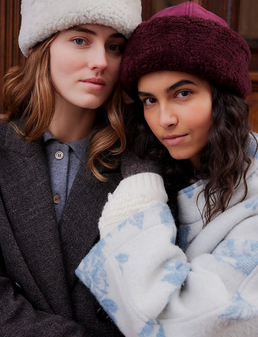 Becksöndergaard - Dora Smooth Shearling Hat - dark chocolate - 1