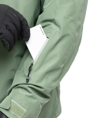 Bergans - Stranda V2 Insulated Jacket - ski jackets - cool green - 5