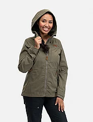 Bergans - Nordmarka Leaf Light Wind Jacket Women - takit & päällystakit - green mud - 8